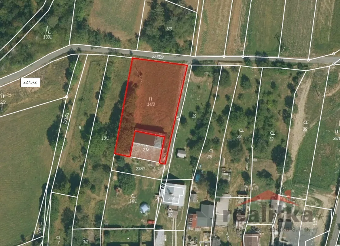Prodej stavebního pozemku 1216 m²